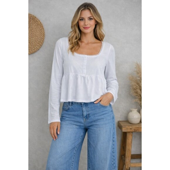Frankee & Skylarr Tops - Frankee & Skylar White Babydoll Top XL Square Neck Lace Trim Peplum Blouse
